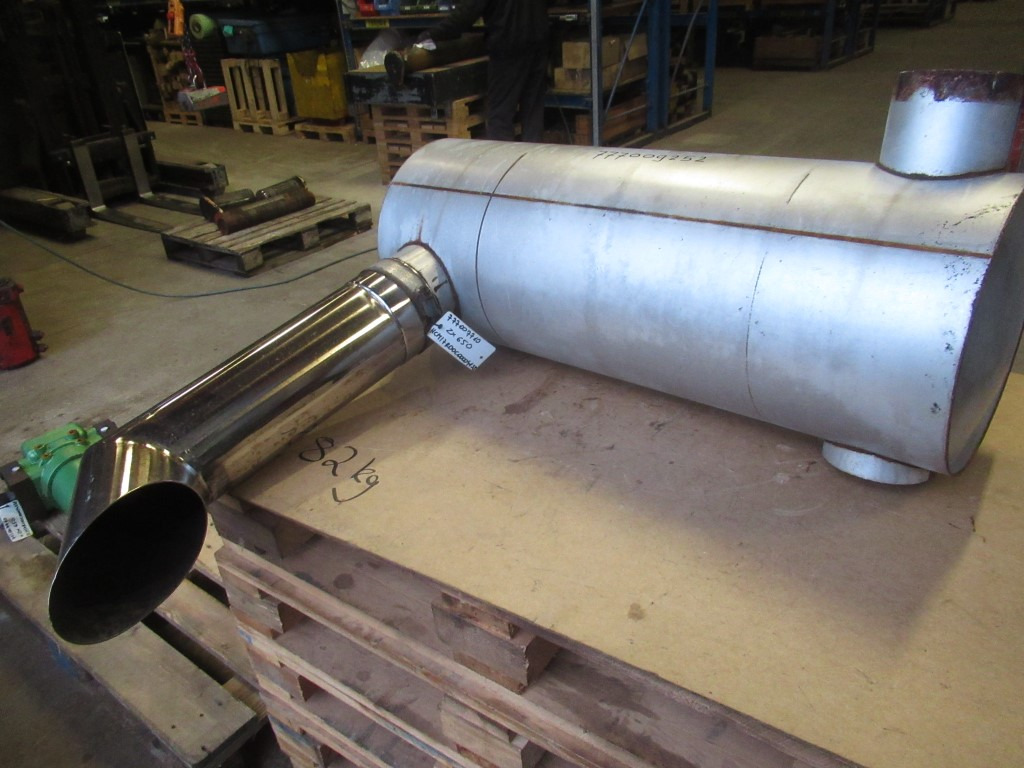 Hitachi ZX650LCH - - Geluiddemper voor Bouwmachine: afbeelding 1 Hitachi ZX650LCH - - Geluiddemper voor Bouwmachine: afbeelding 1