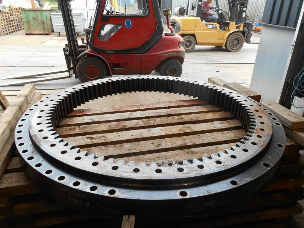 Hyundai 81ND-01020 - 81ND-01021 - Draaikrans voor Bouwmachine: afbeelding 2 Hyundai 81ND-01020 - 81ND-01021 - Draaikrans voor Bouwmachine: afbeelding 2