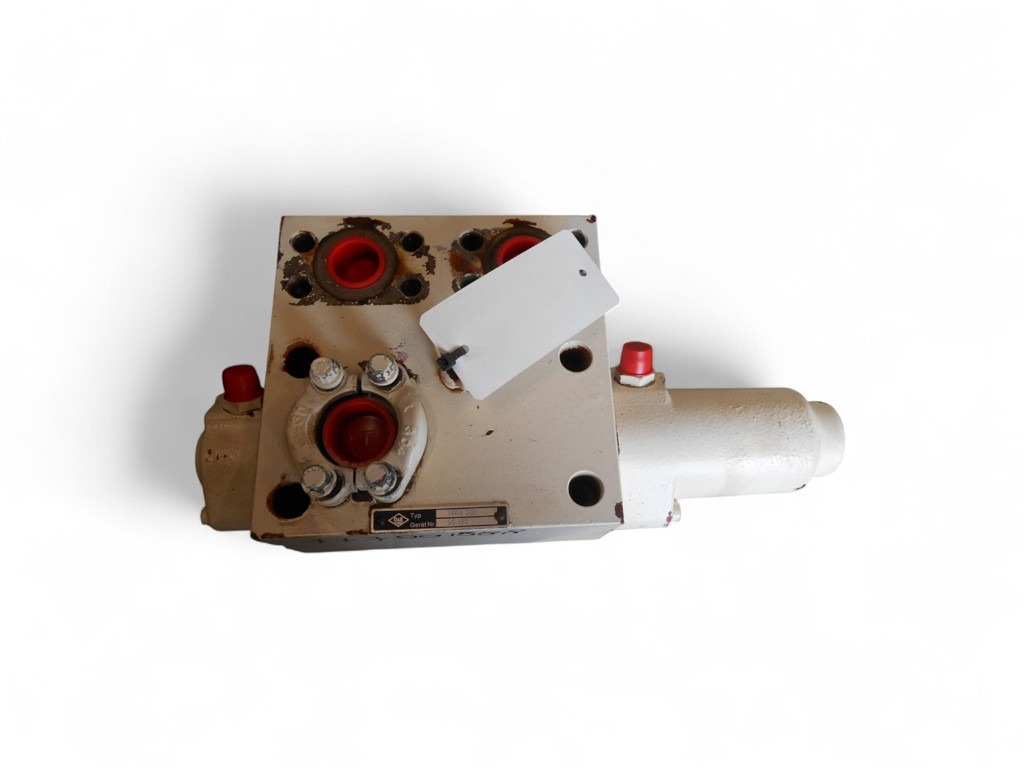 New Holland 1903336 - 1962077 - Hydraulische klep voor Bouwmachine: afbeelding 3 New Holland 1903336 - 1962077 - Hydraulische klep voor Bouwmachine: afbeelding 3