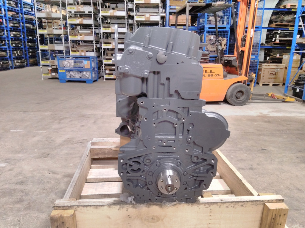 New Holland 5802336688SR - F2CFE614A.AC - Motor voor Landbouwmachine: afbeelding 4 New Holland 5802336688SR - F2CFE614A.AC - Motor voor Landbouwmachine: afbeelding 4