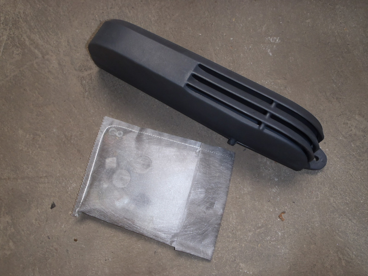 New Holland 84267544 - Verwarming/ Ventilatie voor Bouwmachine: afbeelding 4 New Holland 84267544 - Verwarming/ Ventilatie voor Bouwmachine: afbeelding 4