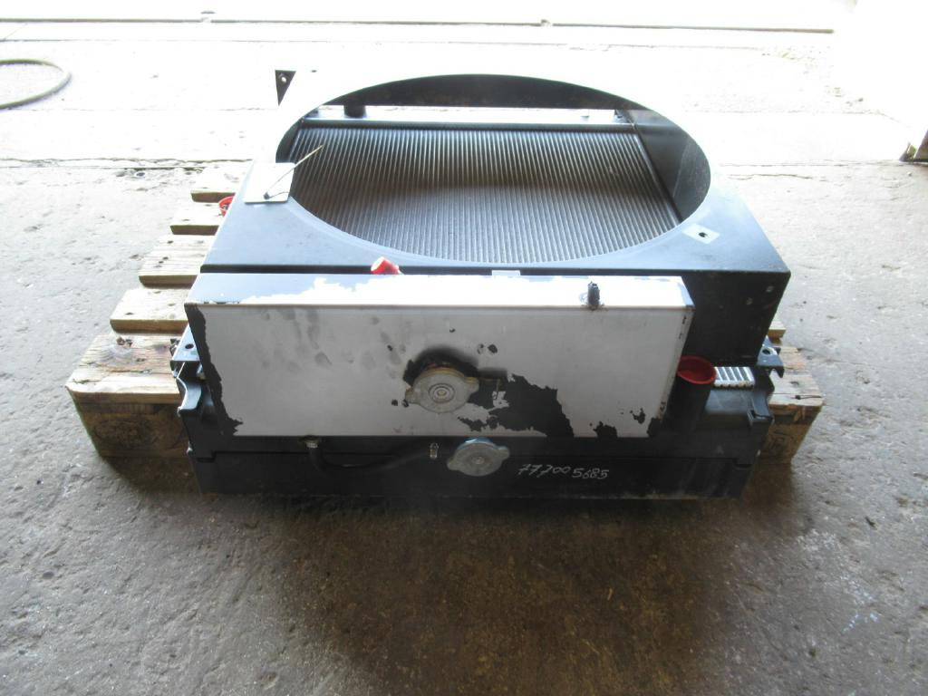 New Holland YN05P00034S001 - Radiateur voor Bouwmachine: afbeelding 1 New Holland YN05P00034S001 - Radiateur voor Bouwmachine: afbeelding 1