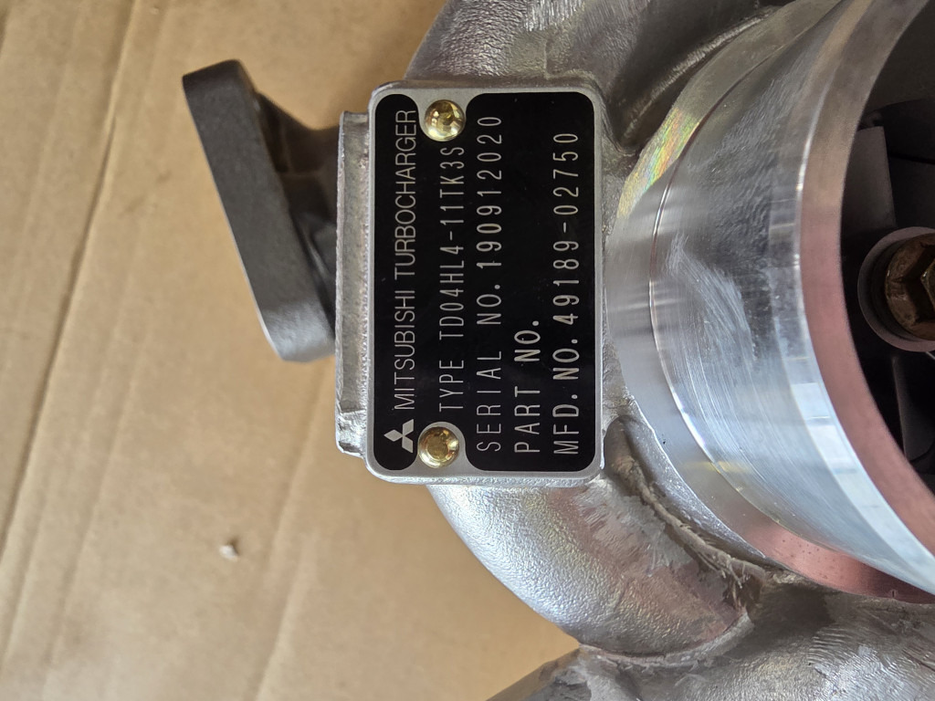 New Holland va4918902750 - Turbolader voor Bouwmachine: afbeelding 4 New Holland va4918902750 - Turbolader voor Bouwmachine: afbeelding 4