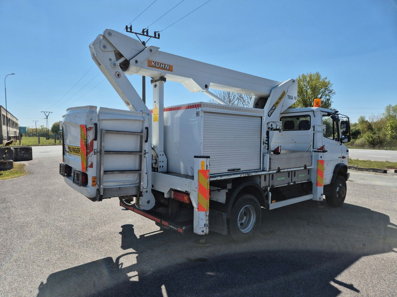 Mercedes-Benz Vario 816 work platform - Vrachtwagen hoogwerker: afbeelding 4 Mercedes-Benz Vario 816 work platform - Vrachtwagen hoogwerker: afbeelding 4