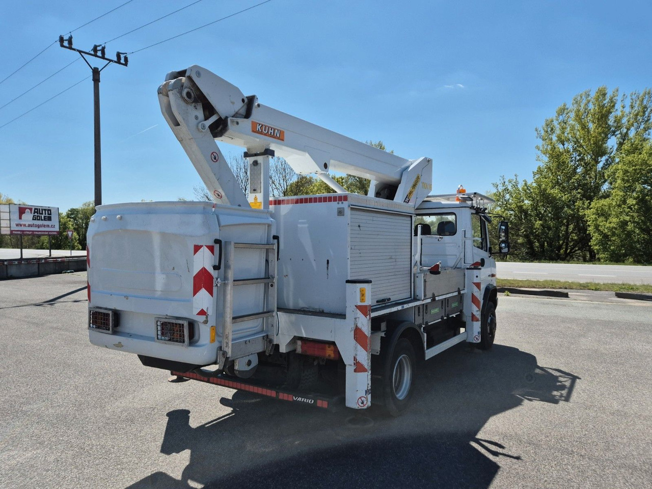 Mercedes-Benz Vario 816 work platform - Vrachtwagen hoogwerker: afbeelding 4 Mercedes-Benz Vario 816 work platform - Vrachtwagen hoogwerker: afbeelding 4