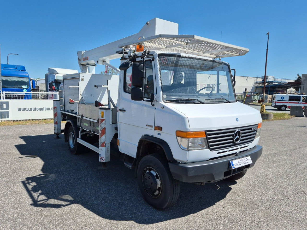 Palfinger TKA 16 - Mercedes-Benz Vario 816 D - Vrachtwagen hoogwerker: afbeelding 2 Palfinger TKA 16 - Mercedes-Benz Vario 816 D - Vrachtwagen hoogwerker: afbeelding 2