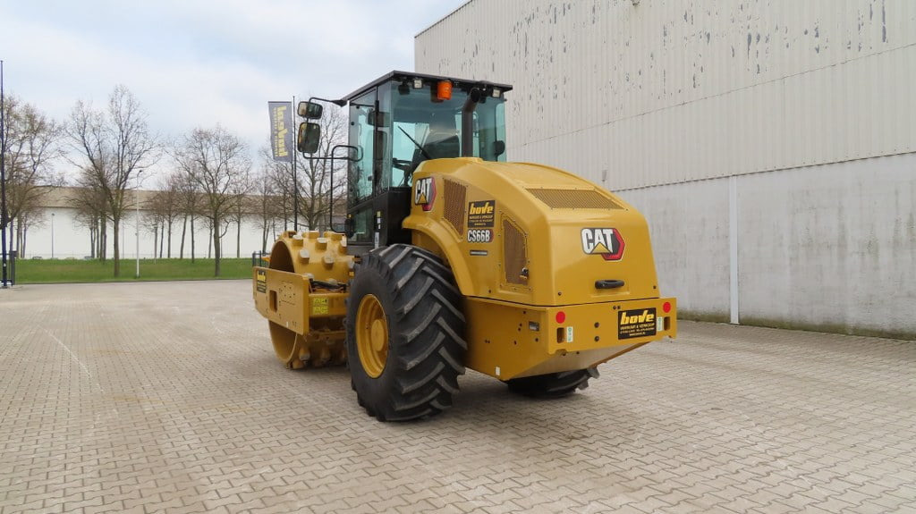 Caterpillar CS 66 B - Schapenpootwals/ Grondverdichter: afbeelding 4 Caterpillar CS 66 B - Schapenpootwals/ Grondverdichter: afbeelding 4