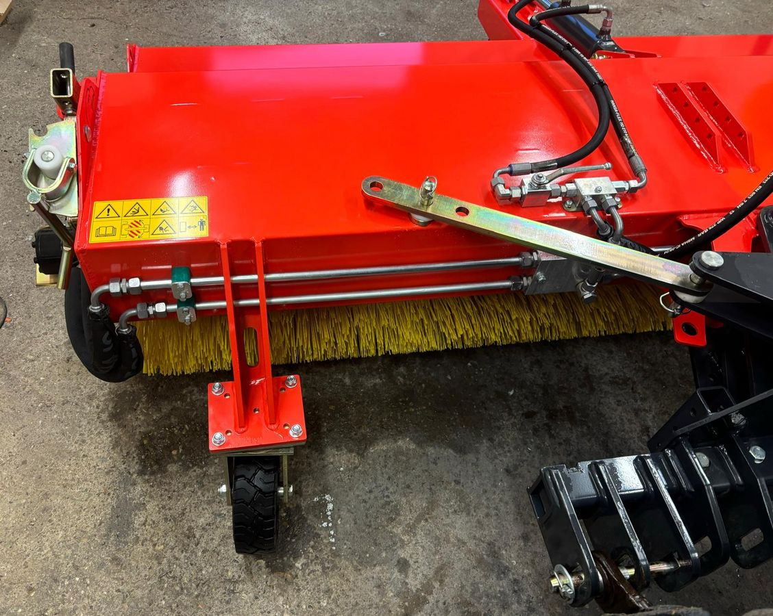 Adler Adler K600/240 Kehrmaschine - Veeg: afbeelding 3 Adler Adler K600/240 Kehrmaschine - Veeg: afbeelding 3
