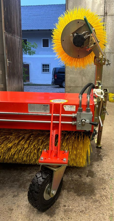 Adler Adler K600/240 Kehrmaschine - Veeg: afbeelding 2 Adler Adler K600/240 Kehrmaschine - Veeg: afbeelding 2