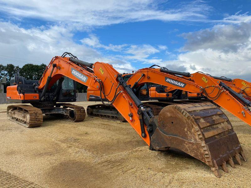 Doosan DX300LC - Rupsgraafmachine: afbeelding 1 Doosan DX300LC - Rupsgraafmachine: afbeelding 1