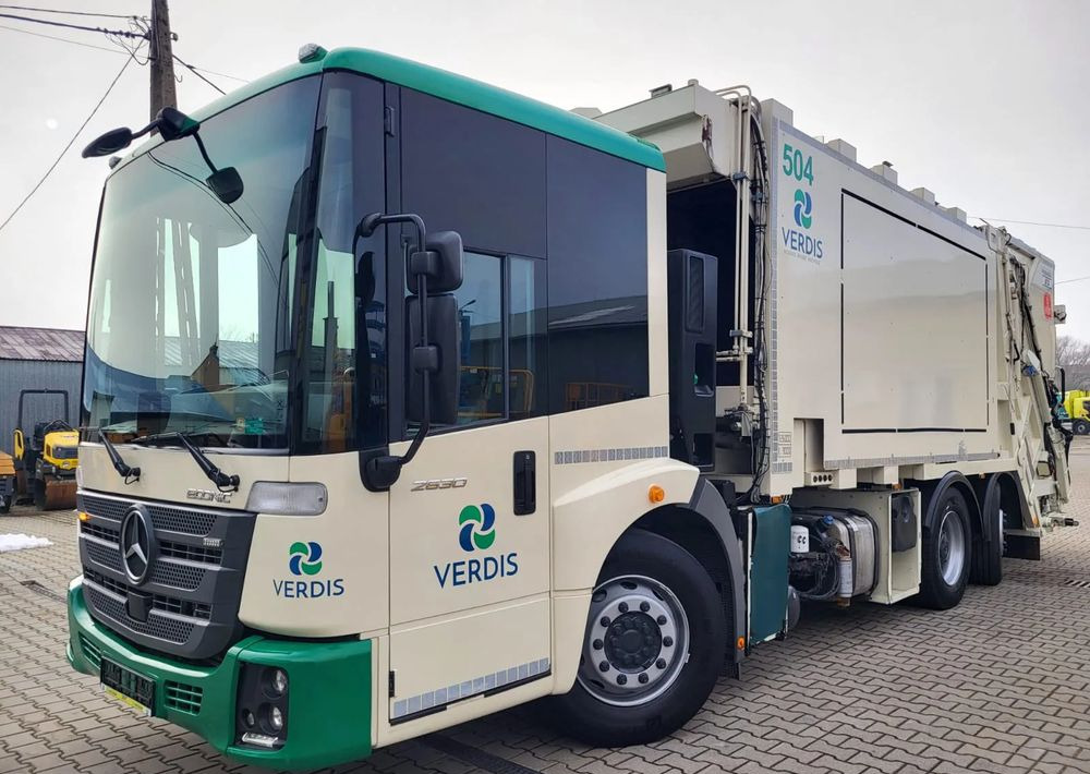 Mercedes-Benz Econic 2630 dwukomorowa - Vuilniswagen: afbeelding 1 Mercedes-Benz Econic 2630 dwukomorowa - Vuilniswagen: afbeelding 1