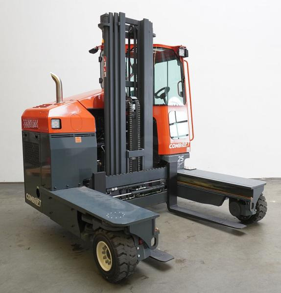 Combilift C4000 - 4-weg zijlader: afbeelding 1 Combilift C4000 - 4-weg zijlader: afbeelding 1