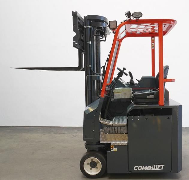 Combilift CBE3000 - 4-weg zijlader: afbeelding 4 Combilift CBE3000 - 4-weg zijlader: afbeelding 4