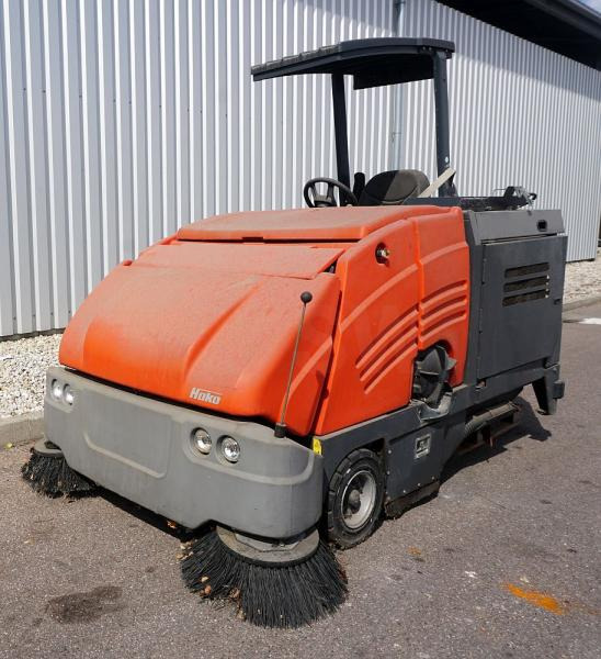 HAKO 1800 LPG - Industriële veegmachine: afbeelding 1 HAKO 1800 LPG - Industriële veegmachine: afbeelding 1
