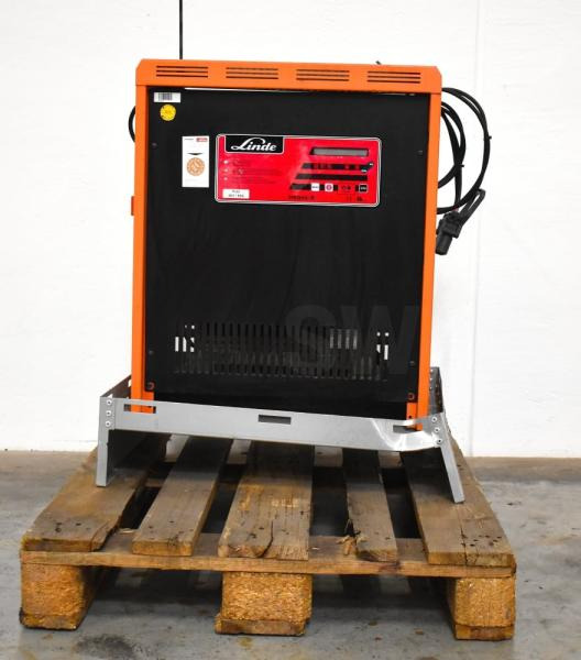 INDUSTRIE AUTOMATION intronic B puls D 48V/90A - Batterij: afbeelding 3 INDUSTRIE AUTOMATION intronic B puls D 48V/90A - Batterij: afbeelding 3