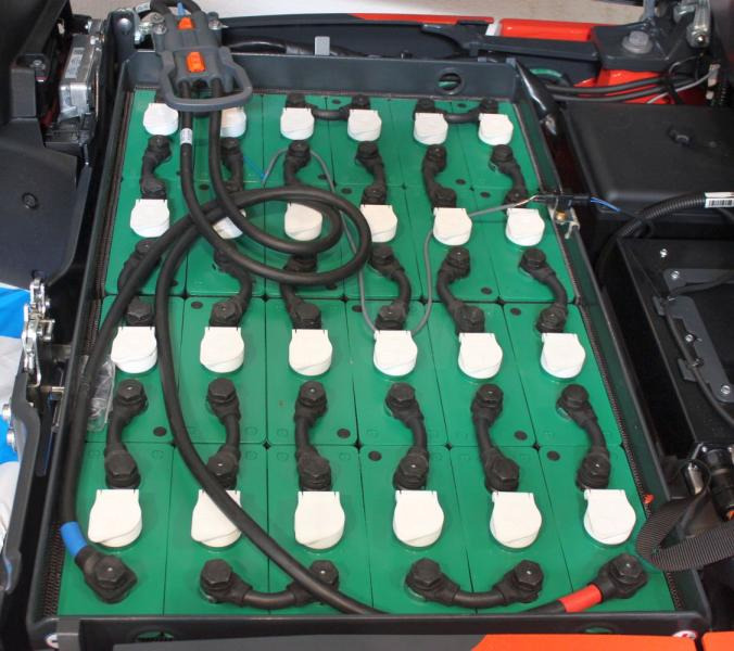 Linde E 16 C EVO 386-02 - Elektrische heftruck: afbeelding 4 Linde E 16 C EVO 386-02 - Elektrische heftruck: afbeelding 4