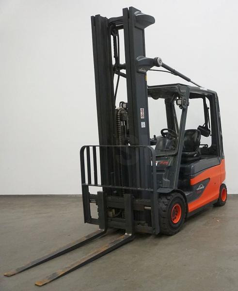Linde E 25 L 387 - Elektrische heftruck: afbeelding 1 Linde E 25 L 387 - Elektrische heftruck: afbeelding 1