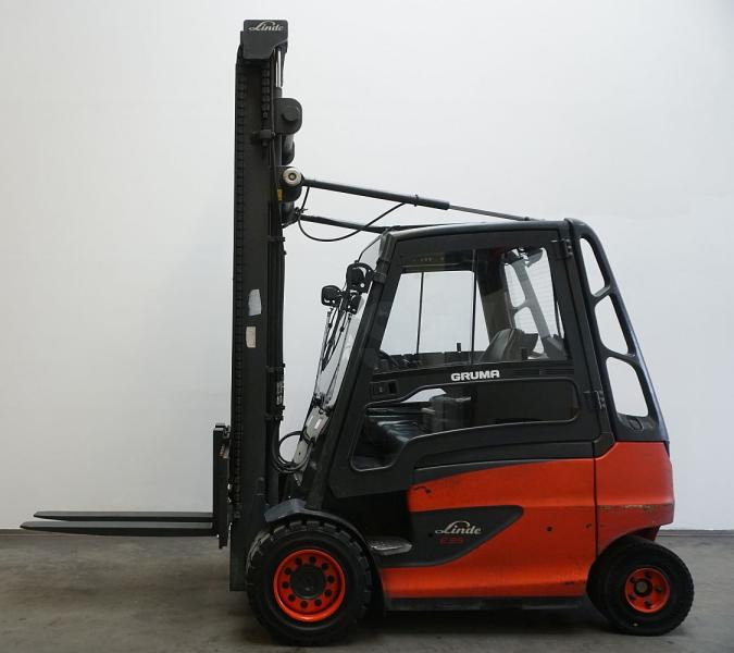 Linde E 35/600 H 388 - Elektrische heftruck: afbeelding 4 Linde E 35/600 H 388 - Elektrische heftruck: afbeelding 4