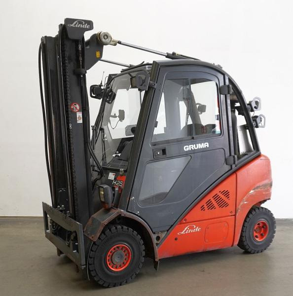 Linde H 25 T 392 - LPG heftruck: afbeelding 1 Linde H 25 T 392 - LPG heftruck: afbeelding 1