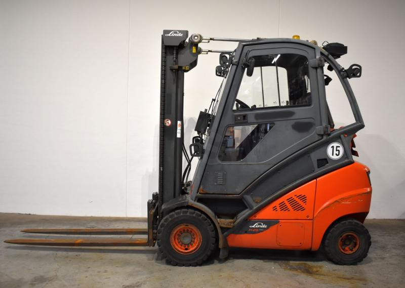 Linde H 25 T/600 EVO 393-02 - LPG heftruck: afbeelding 4 Linde H 25 T/600 EVO 393-02 - LPG heftruck: afbeelding 4