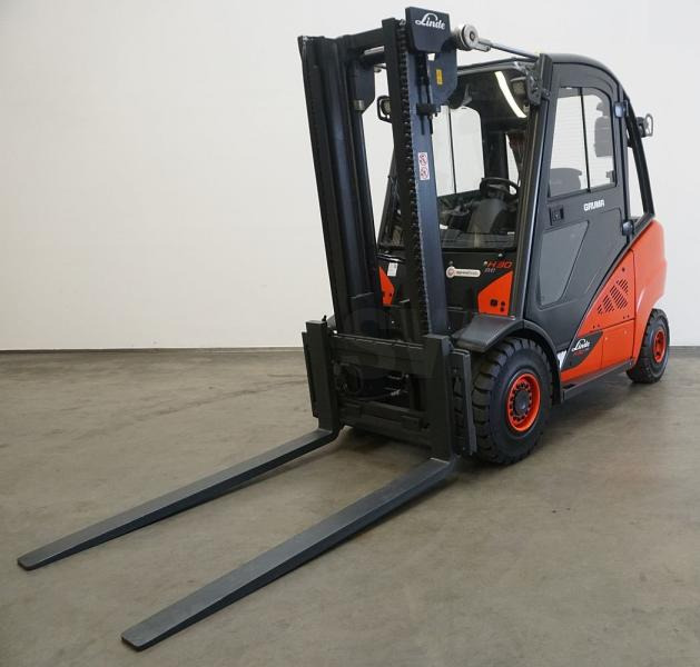 Linde H 30 D (3B) EVO 393-02 - Diesel heftruck: afbeelding 1 Linde H 30 D (3B) EVO 393-02 - Diesel heftruck: afbeelding 1