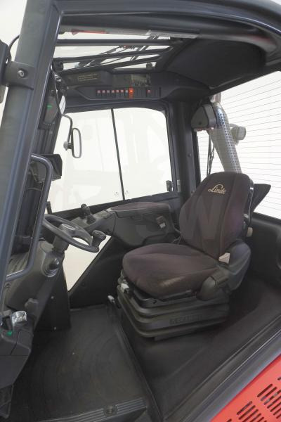 Linde H 35 D (3A) EVO 393-02 - Diesel heftruck: afbeelding 3 Linde H 35 D (3A) EVO 393-02 - Diesel heftruck: afbeelding 3