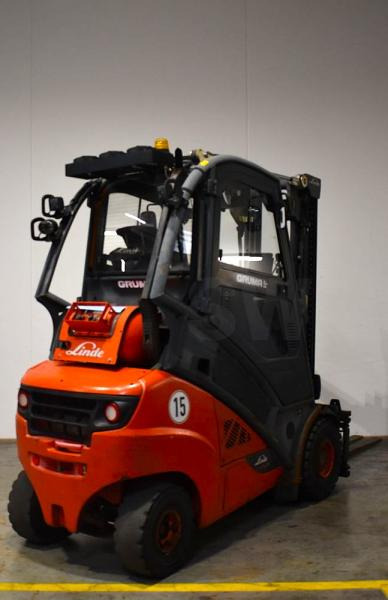 Linde H 35 T EVO 393-02 - LPG heftruck: afbeelding 2 Linde H 35 T EVO 393-02 - LPG heftruck: afbeelding 2