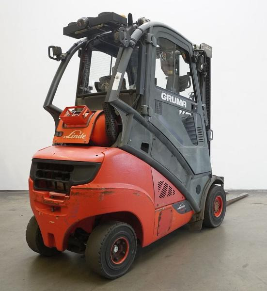 Linde H 35 T EVO 393-02 - LPG heftruck: afbeelding 2 Linde H 35 T EVO 393-02 - LPG heftruck: afbeelding 2