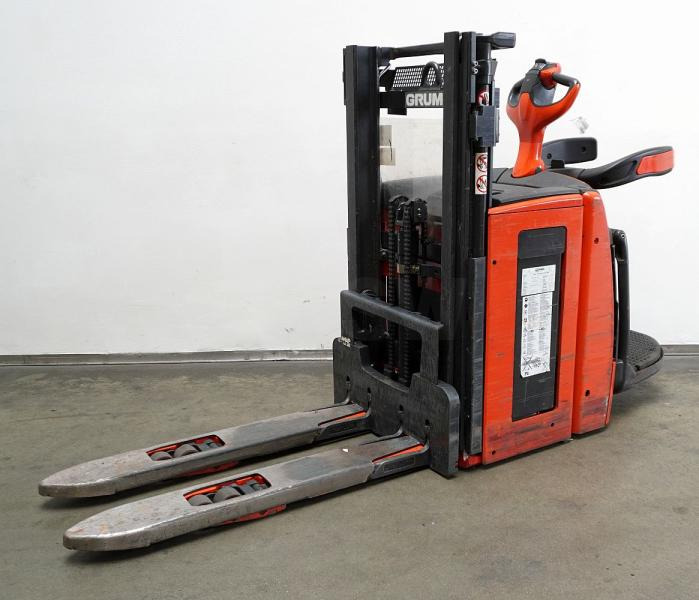 Linde L 14 AP i 1173 - Stapelaar: afbeelding 2 Linde L 14 AP i 1173 - Stapelaar: afbeelding 2