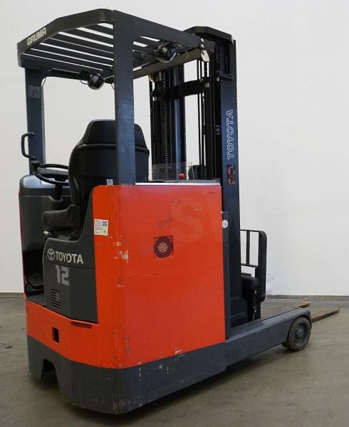 Toyota 6FBRE12 - Reach truck: afbeelding 1 Toyota 6FBRE12 - Reach truck: afbeelding 1