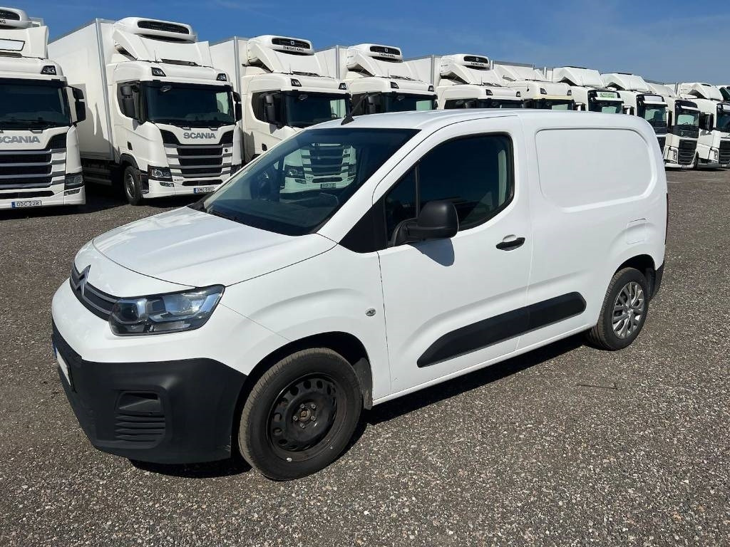 Citroën Berlingo serie 5445 - Kleine bestelwagen: afbeelding 1 Citroën Berlingo serie 5445 - Kleine bestelwagen: afbeelding 1