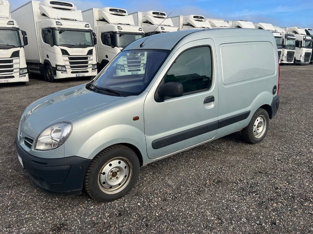 Nissan Kubistar 1,5 80 serie 7283 - Personenwagen: afbeelding 1 Nissan Kubistar 1,5 80 serie 7283 - Personenwagen: afbeelding 1