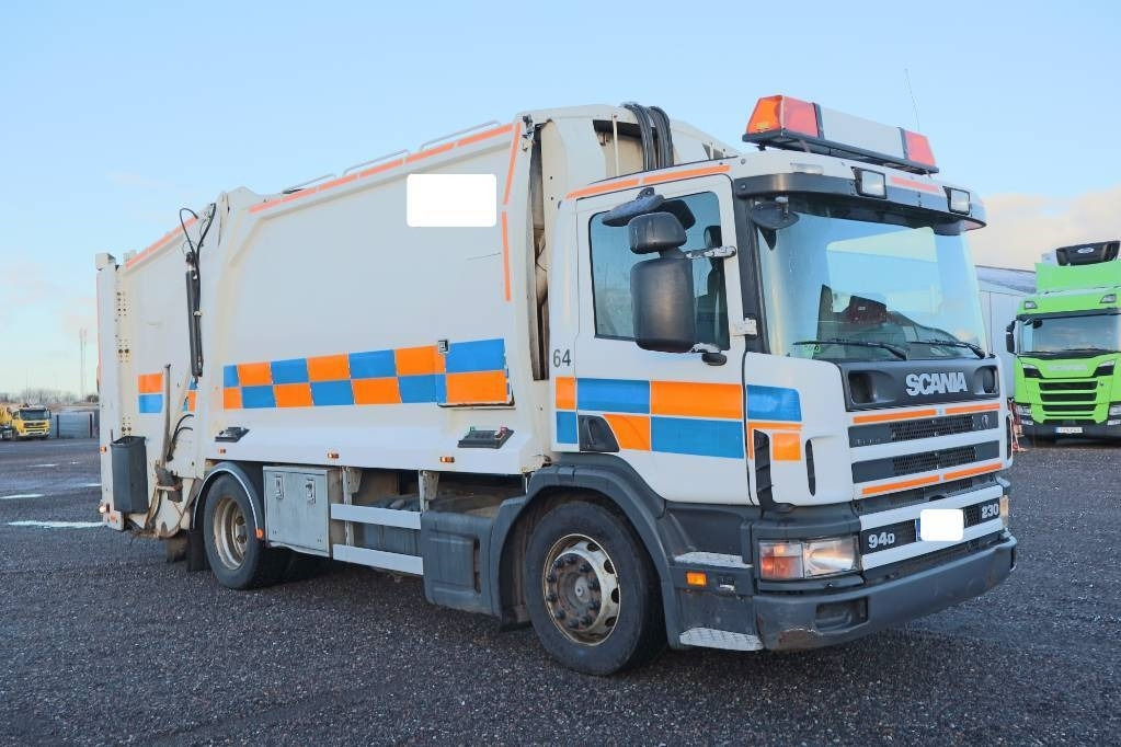 Scania P94DB4X2LA230 Serie 4967 - Vuilniswagen: afbeelding 2 Scania P94DB4X2LA230 Serie 4967 - Vuilniswagen: afbeelding 2