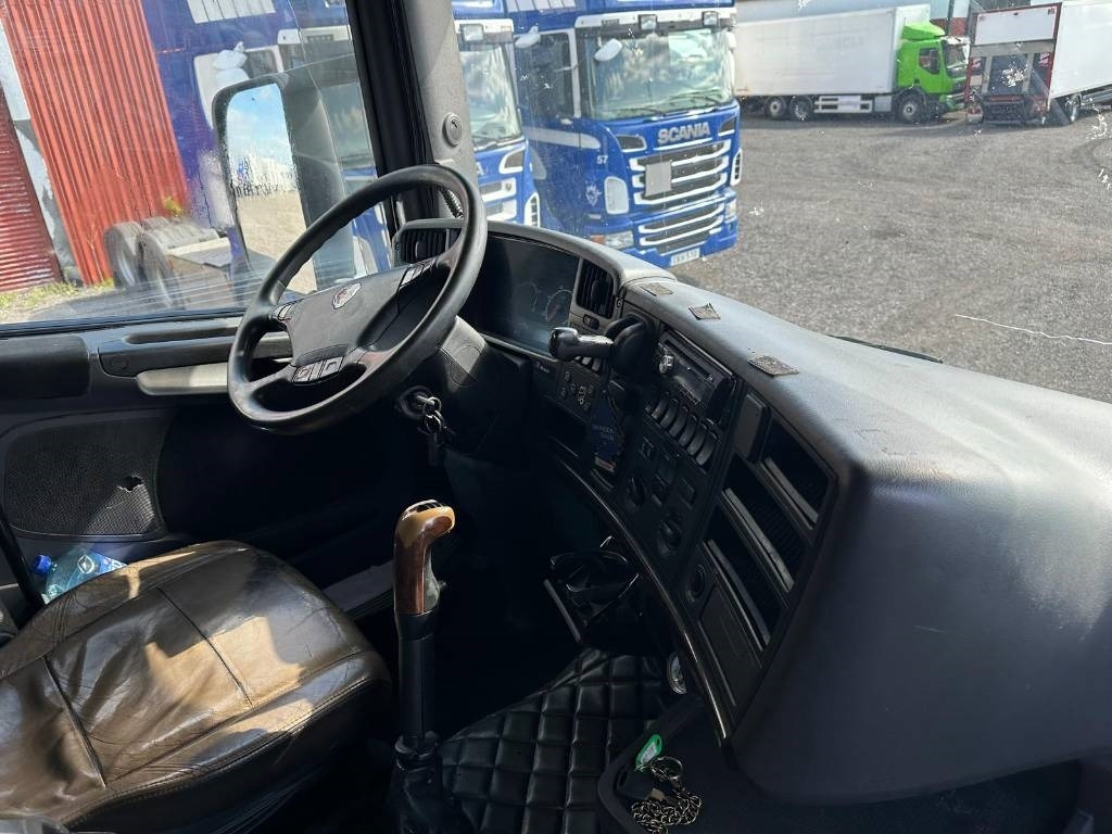 Scania R420LB6X24MNA serie 0746 - Bakwagen: afbeelding 2 Scania R420LB6X24MNA serie 0746 - Bakwagen: afbeelding 2
