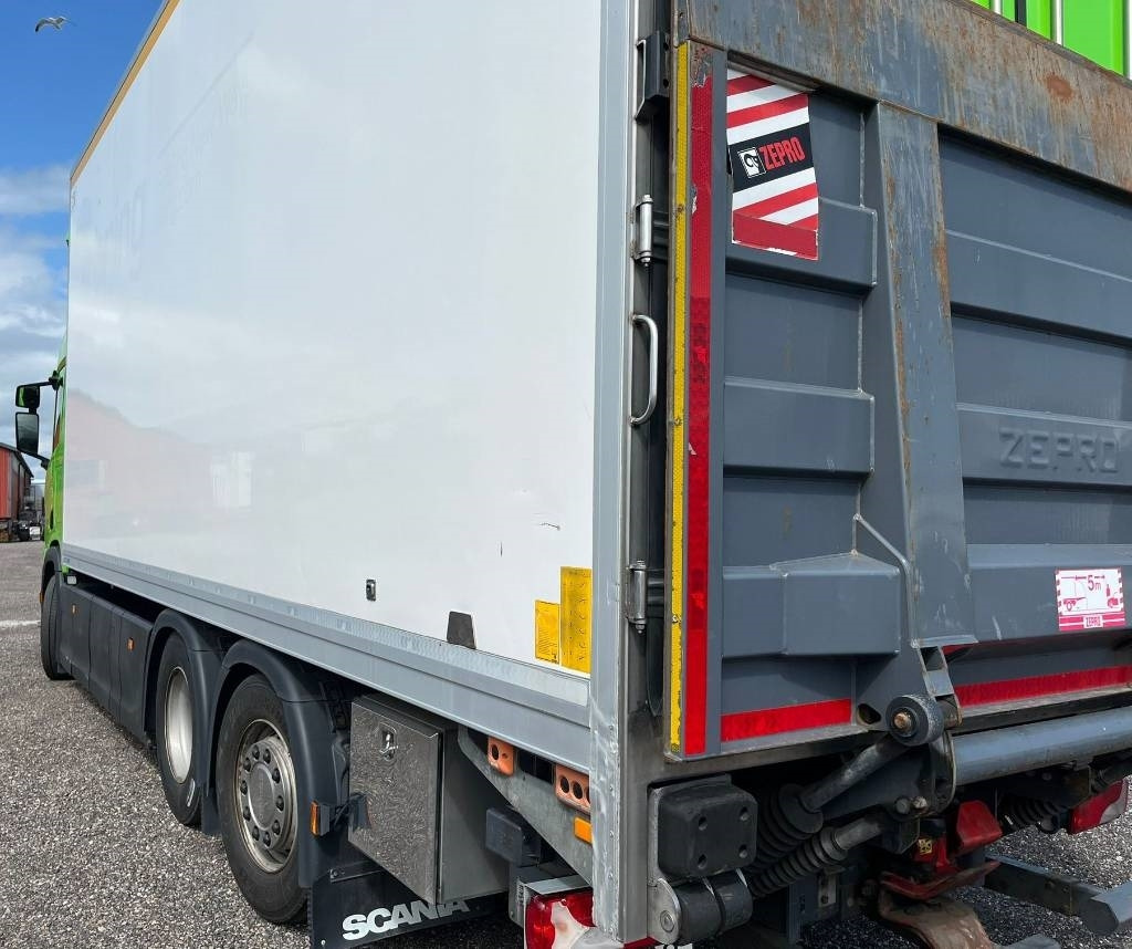 Scania R450B6X2*4NB Serie nr 2891 - Koelwagen vrachtwagen: afbeelding 5 Scania R450B6X2*4NB Serie nr 2891 - Koelwagen vrachtwagen: afbeelding 5