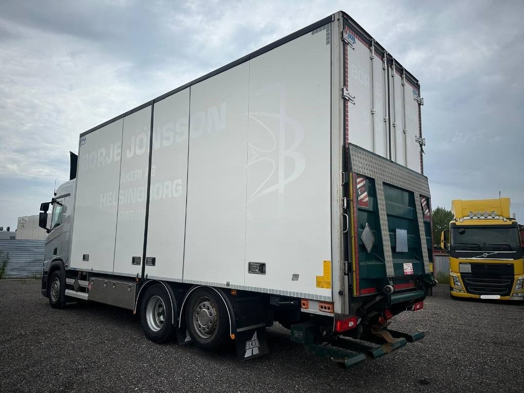 Scania R500B6X2*4NB Serie 0633 - Bakwagen: afbeelding 4 Scania R500B6X2*4NB Serie 0633 - Bakwagen: afbeelding 4
