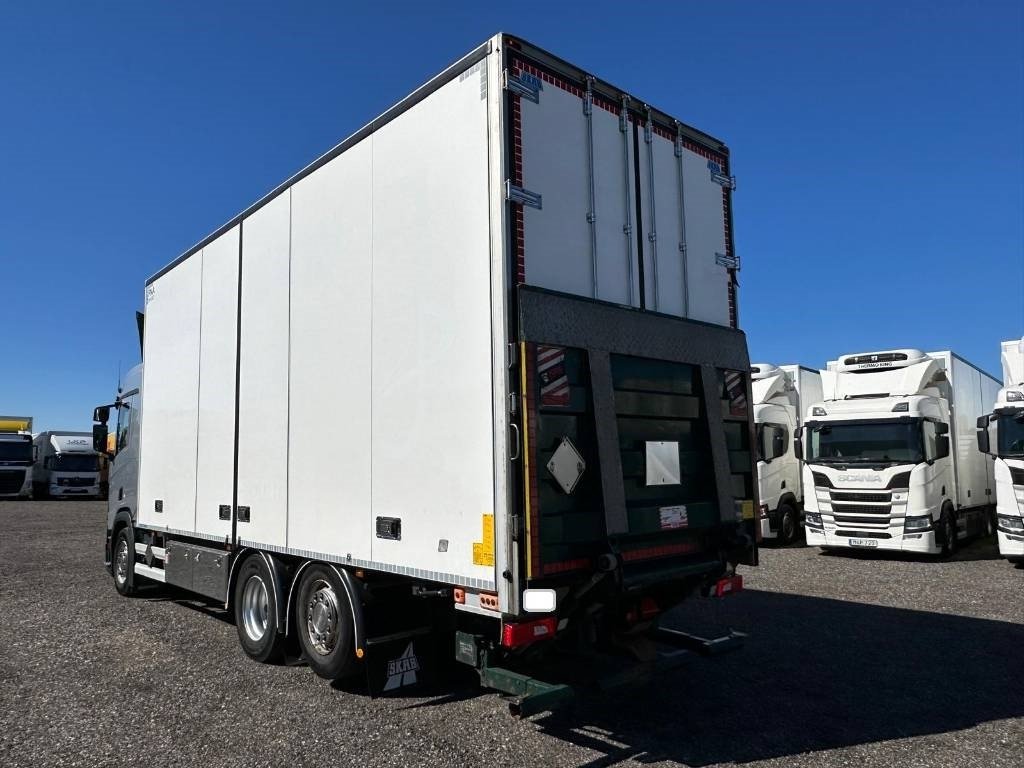 Scania R500B6X2*4NB serie 0633 - Koelwagen vrachtwagen: afbeelding 4 Scania R500B6X2*4NB serie 0633 - Koelwagen vrachtwagen: afbeelding 4