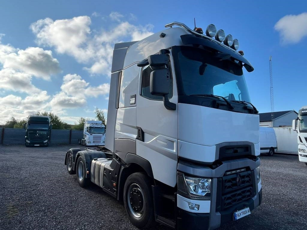 Renault T serie nr 0153 - Trekker: afbeelding 3 Renault T serie nr 0153 - Trekker: afbeelding 3
