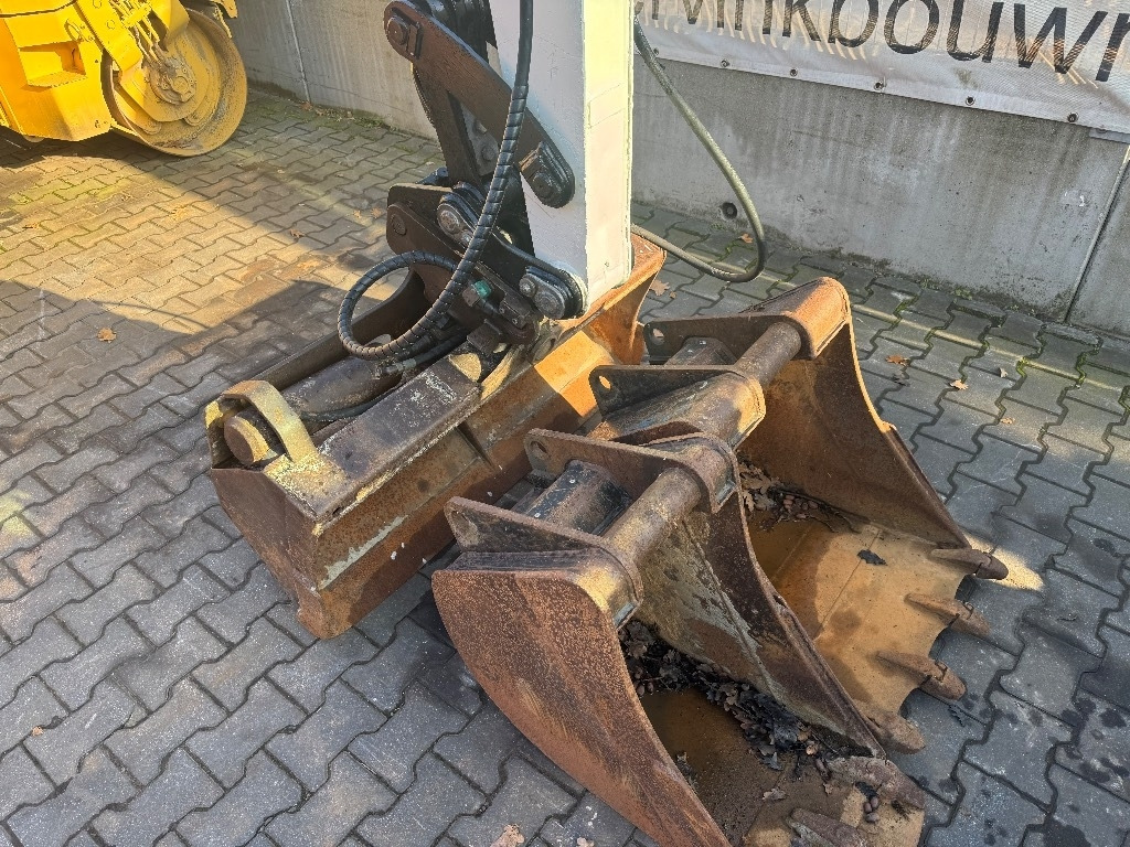 Terex HR 18 - Minigraafmachine: afbeelding 5 Terex HR 18 - Minigraafmachine: afbeelding 5