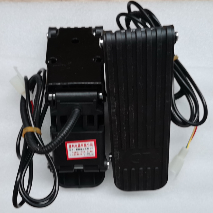 Qingdao Promising Accelerator Pedal for FLAND EL45 Electric Wheel Loader - Pedaal voor Wiellader: afbeelding 1 Qingdao Promising Accelerator Pedal for FLAND EL45 Electric Wheel Loader - Pedaal voor Wiellader: afbeelding 1
