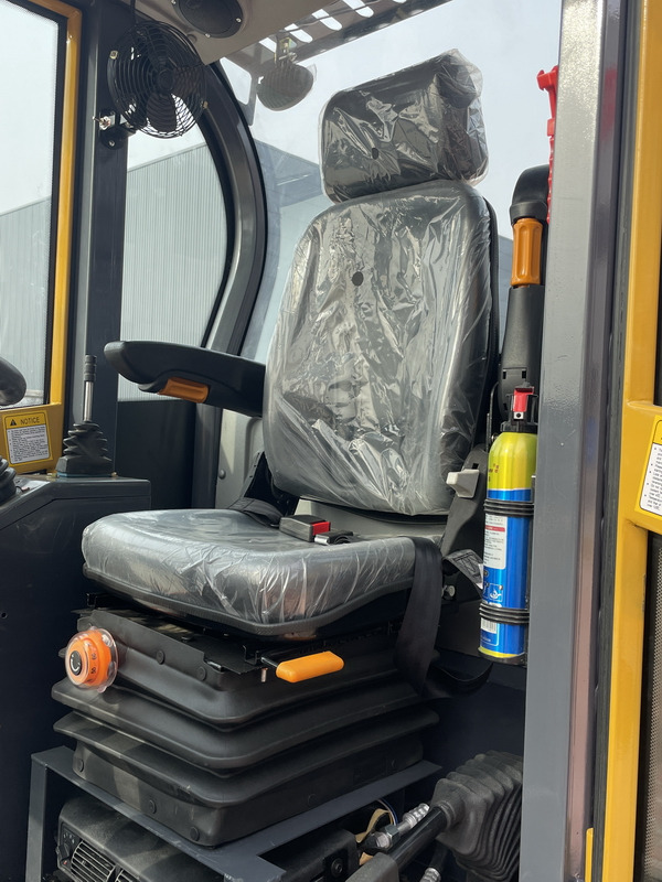 Qingdao Promising CE Telescopic Loader ZL15 - Telescooplader: afbeelding 4 Qingdao Promising CE Telescopic Loader ZL15 - Telescooplader: afbeelding 4