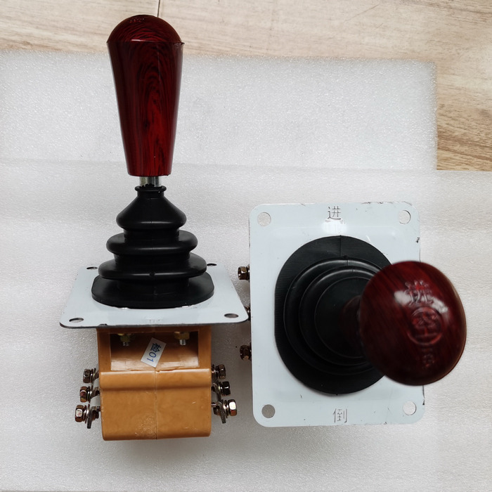 Qingdao Promising FLAND EL45 Electric Wheel Loader Forward Reverse Toggle Switch - Versnellingspook voor Wiellader: afbeelding 5 Qingdao Promising FLAND EL45 Electric Wheel Loader Forward Reverse Toggle Switch - Versnellingspook voor Wiellader: afbeelding 5