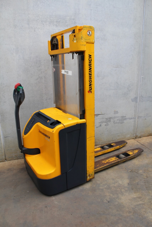 Jungheinrich EJC 212 330 ZT - Stapelaar: afbeelding 3 Jungheinrich EJC 212 330 ZT - Stapelaar: afbeelding 3