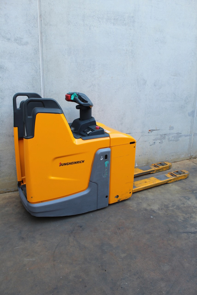 Jungheinrich ERE 225 LI-ION - Palletwagen: afbeelding 3 Jungheinrich ERE 225 LI-ION - Palletwagen: afbeelding 3