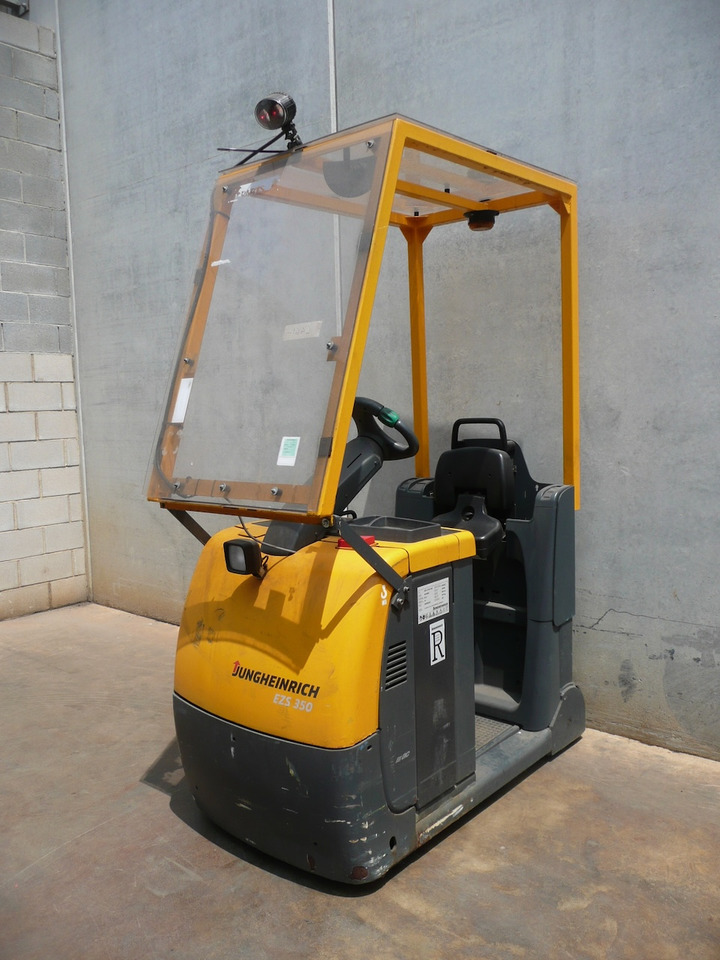 Jungheinrich EZS 350 XL - Elektrische trekker: afbeelding 1 Jungheinrich EZS 350 XL - Elektrische trekker: afbeelding 1