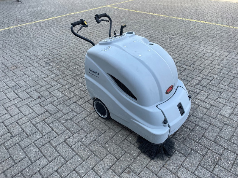 DIBO Gansow 512 ET - Veegwagen: afbeelding 4 DIBO Gansow 512 ET - Veegwagen: afbeelding 4
