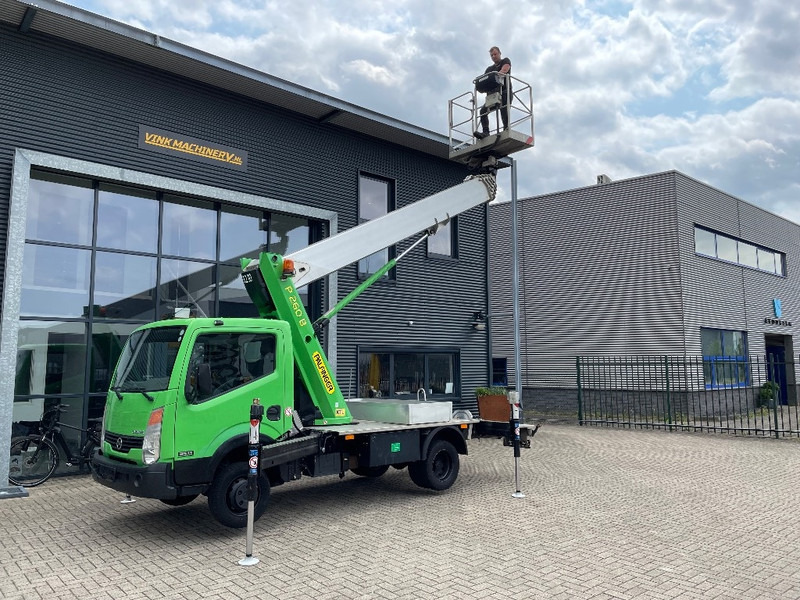Palfinger P 260 B op Nissan Cabstar - Vrachtwagen hoogwerker: afbeelding 5 Palfinger P 260 B op Nissan Cabstar - Vrachtwagen hoogwerker: afbeelding 5