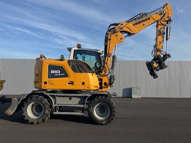 Liebherr A 910 Compact - Mobiele graafmachine: afbeelding 4 Liebherr A 910 Compact - Mobiele graafmachine: afbeelding 4