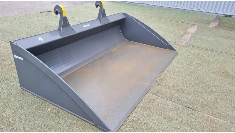 Norje Planeringsskopa Stora BM fäste, Bredd 2650mm - Wiellader: afbeelding 1 Norje Planeringsskopa Stora BM fäste, Bredd 2650mm - Wiellader: afbeelding 1