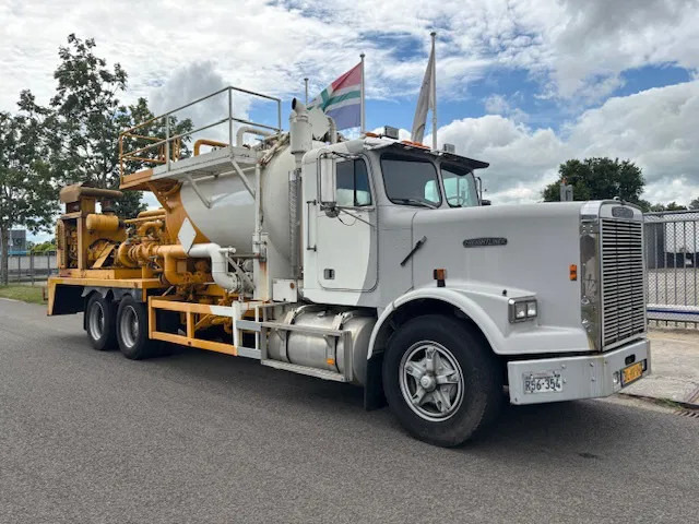 Freightliner 3 AXLE RIGID BODY chassis cabine (levering excl. opbouw) - Chassis vrachtwagen: afbeelding 3 Freightliner 3 AXLE RIGID BODY chassis cabine (levering excl. opbouw) - Chassis vrachtwagen: afbeelding 3